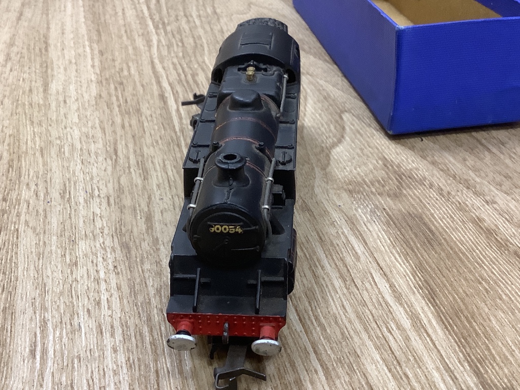 A Hornby Dublo EDG7 tank goods train set, an EDL 18 2-6-4 tank locomotive boxed, one other locomotive and accessories